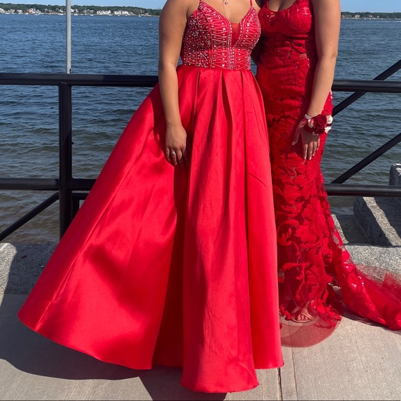 worn once comfy prom dress red/coral - Picture 2 of 3